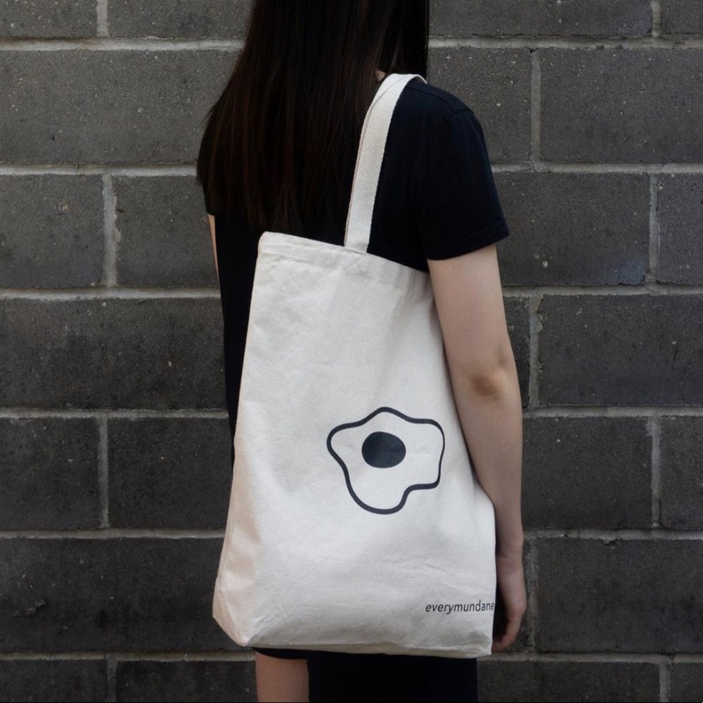 Egg canvas tote